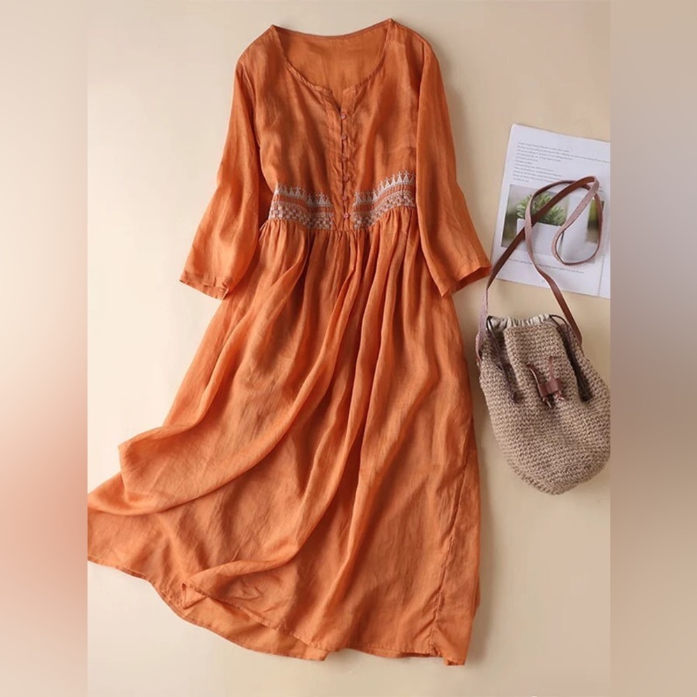 🔹 Cotton Linen Embroidered Dress